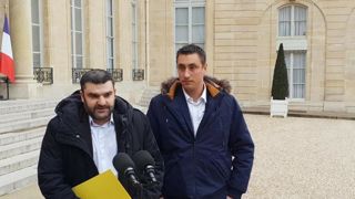 Jeremy Decerle et Samuel Vandaele à la sortie de l’Élysée le 11 février 2019. © Twitter Jeremy Decerle et Samuel Vandaele à la sortie de l’Élysée le 11 février 2019. © Twitter